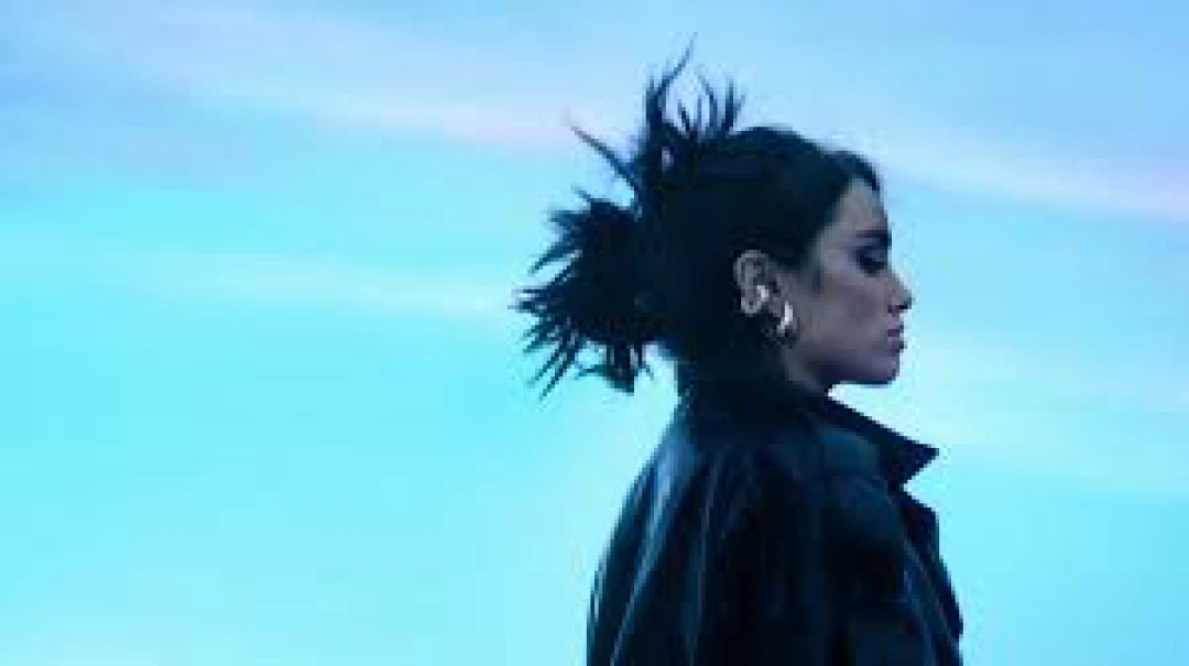Lali: Tới Lúc Bước Lên